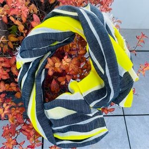 Banana Republic Stripe Fringe Love 🍋 Lemon Scarf